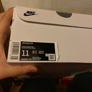 Air max 270 size 11